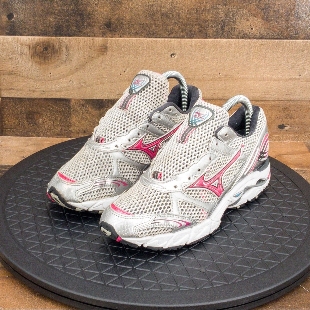 Mizuno Wave Rider 14 Womens Size 7.5